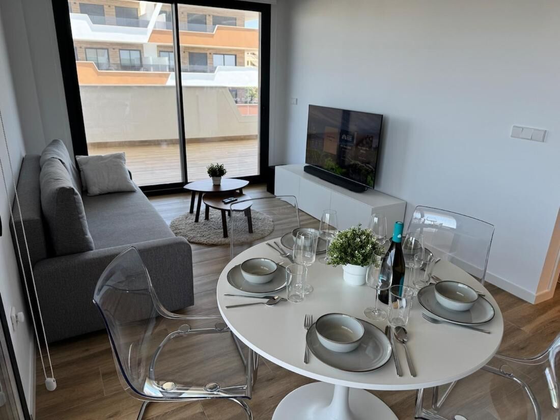 Apartemen, 2 kamar tidur, akses difabel, Boleh Merokok | Ruang makan