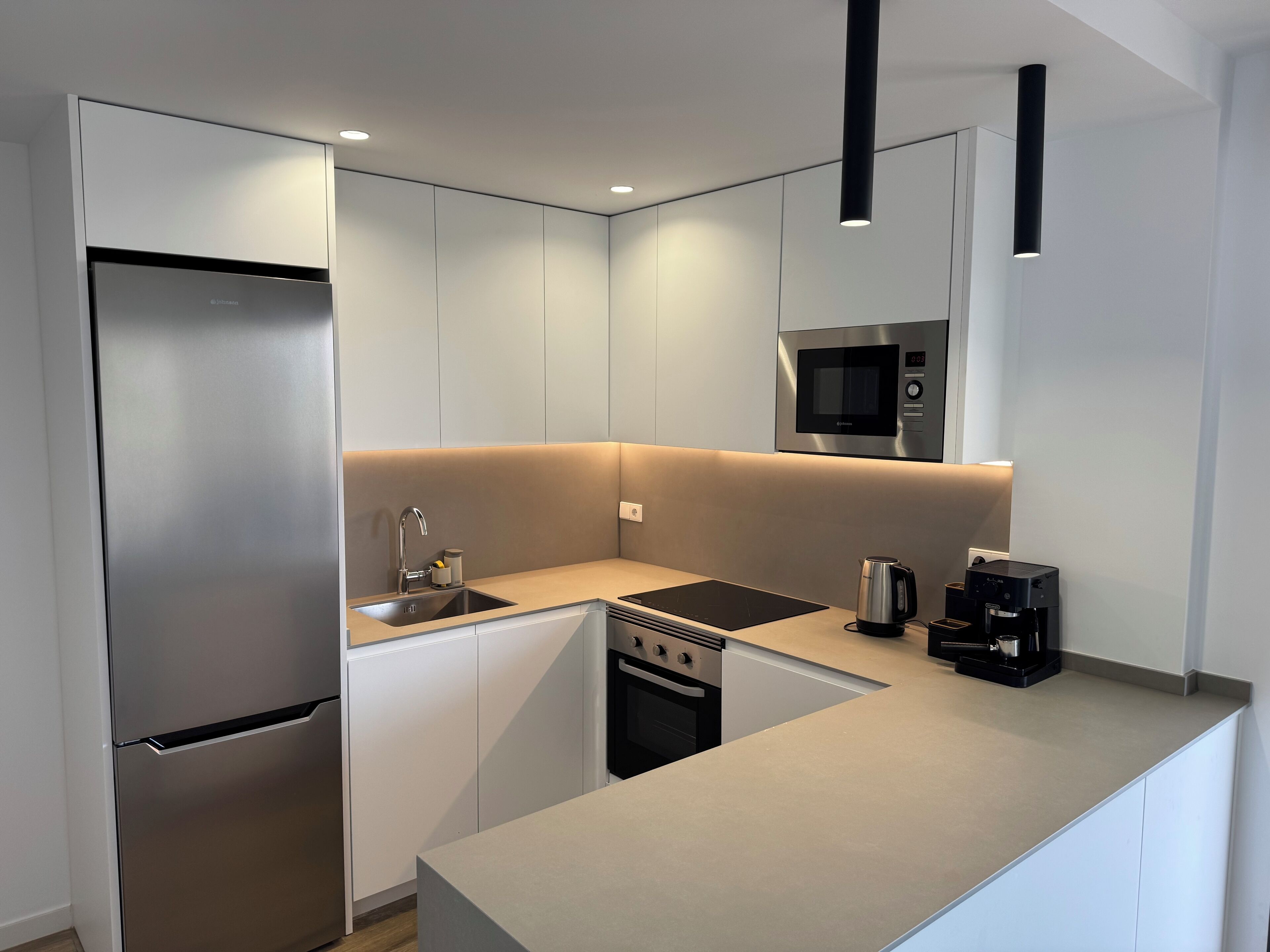 Apartment, 2 Bedrooms, Accessible, Smoking | Interior