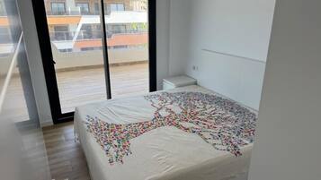 Apartment, 2 Bedrooms, Accessible, Smoking | 3 bedrooms