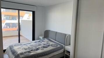 Apartment, 2 Bedrooms, Accessible, Smoking