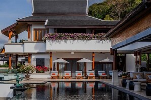 Pool - Villa ZeniMo, Surin Beach, pool, 9 BR 18 guests (Phuket)