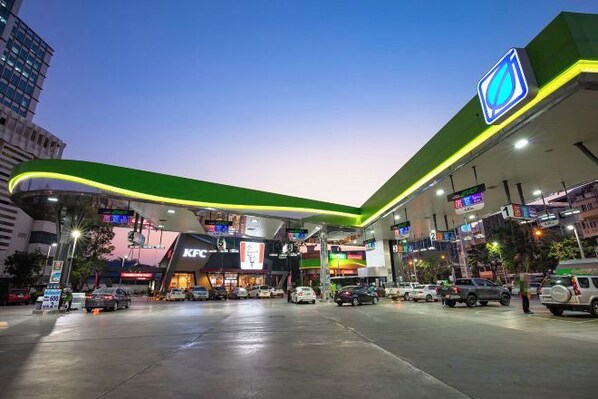 Unclassified image, 1 of 40, button - My Sukhumvit Villa (Bangkok)