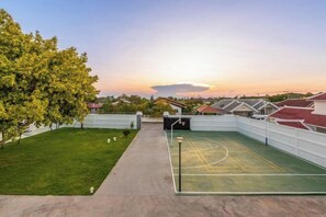 Sportplatz