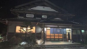 Gambar tidak terklasifikasi, 3 dari 32, tombol
