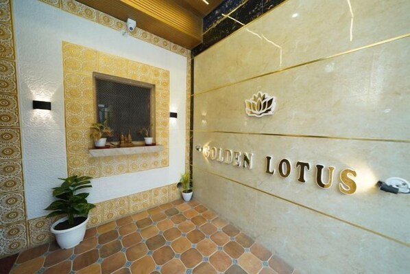 Exterior - Golden Lotus (Varanasi)