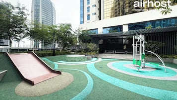 Children’s play area – outdoor