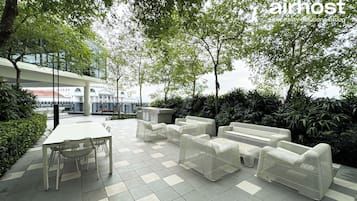 Deluxe Condo, 4 Bedrooms, Balcony, City View | Garden view