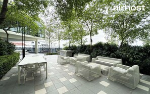 Deluxe Condo, 4 Bedrooms, Balcony, City View | Garden view