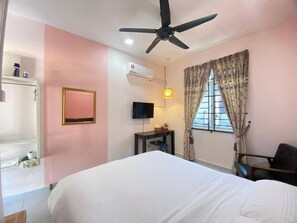 Deluxe Double or Twin Room