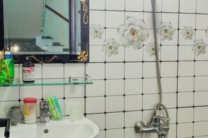 Room - Chill Out (Vy Da)