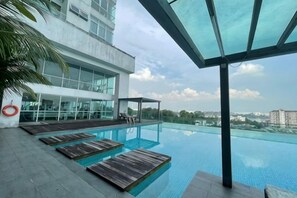 Unclassified image, 2 of 13, button - Paragon Suites L18 By UCome Homestay (Johor Bahru)