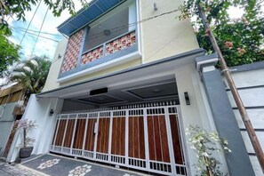 Exterior - RedDoorz @ Lotus House Seminyak (Bali)