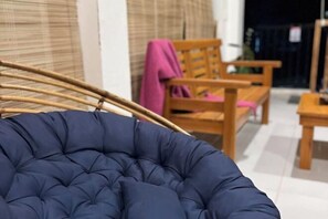 Interior - Sunny Terrace (Baler)