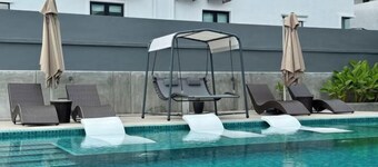 Private Pool Retreat, 6BR Langkawi Villa by Zervin