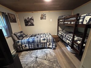 2 chambres, bureau, accès au Wi-Fi (inclus), literie fournie