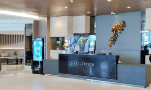 Lobby - Lascianos SMDC Shore Residences by RedDoorz (Pasay)