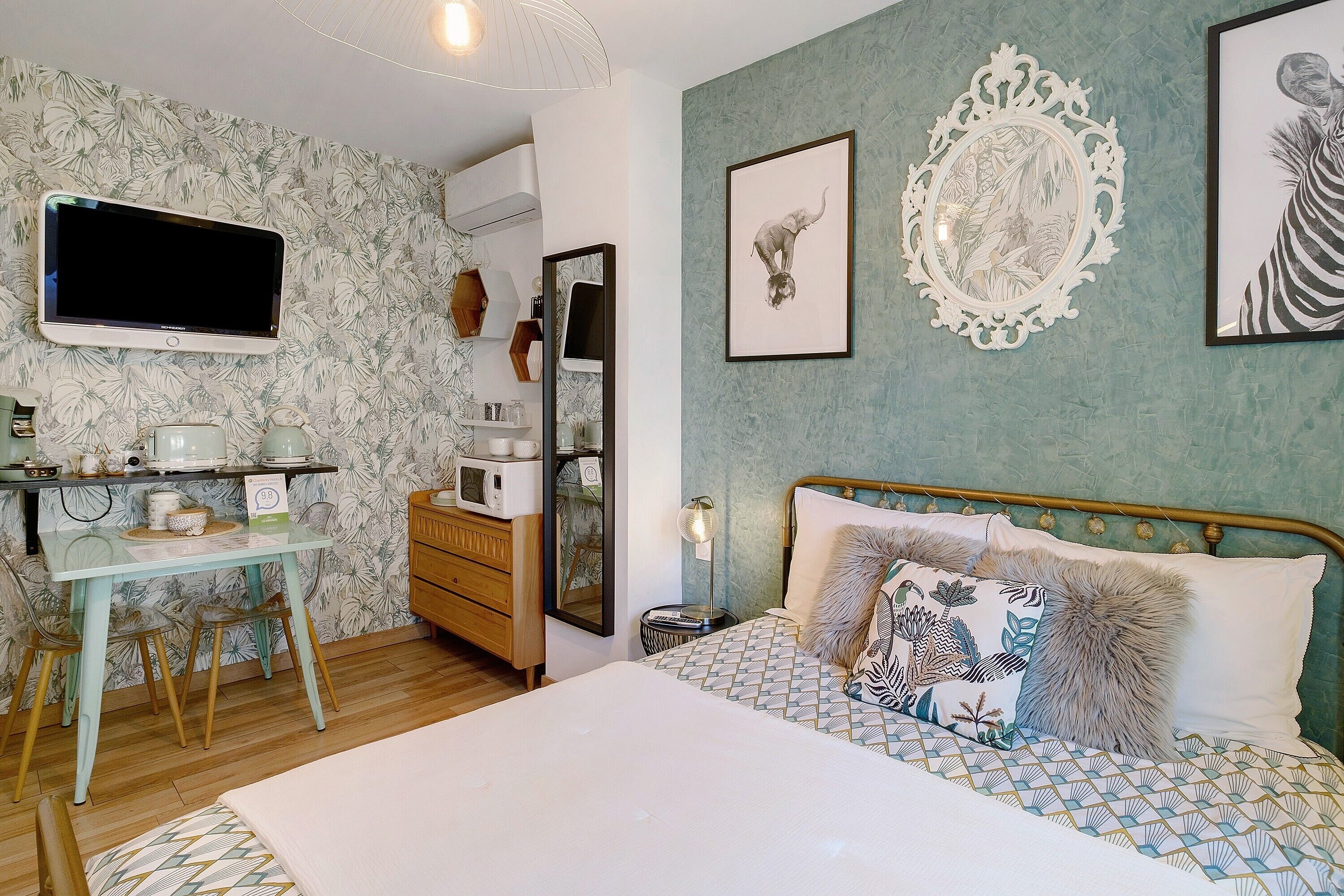 1 chambre, fer et planche à repasser, Wi-Fi, draps fournis