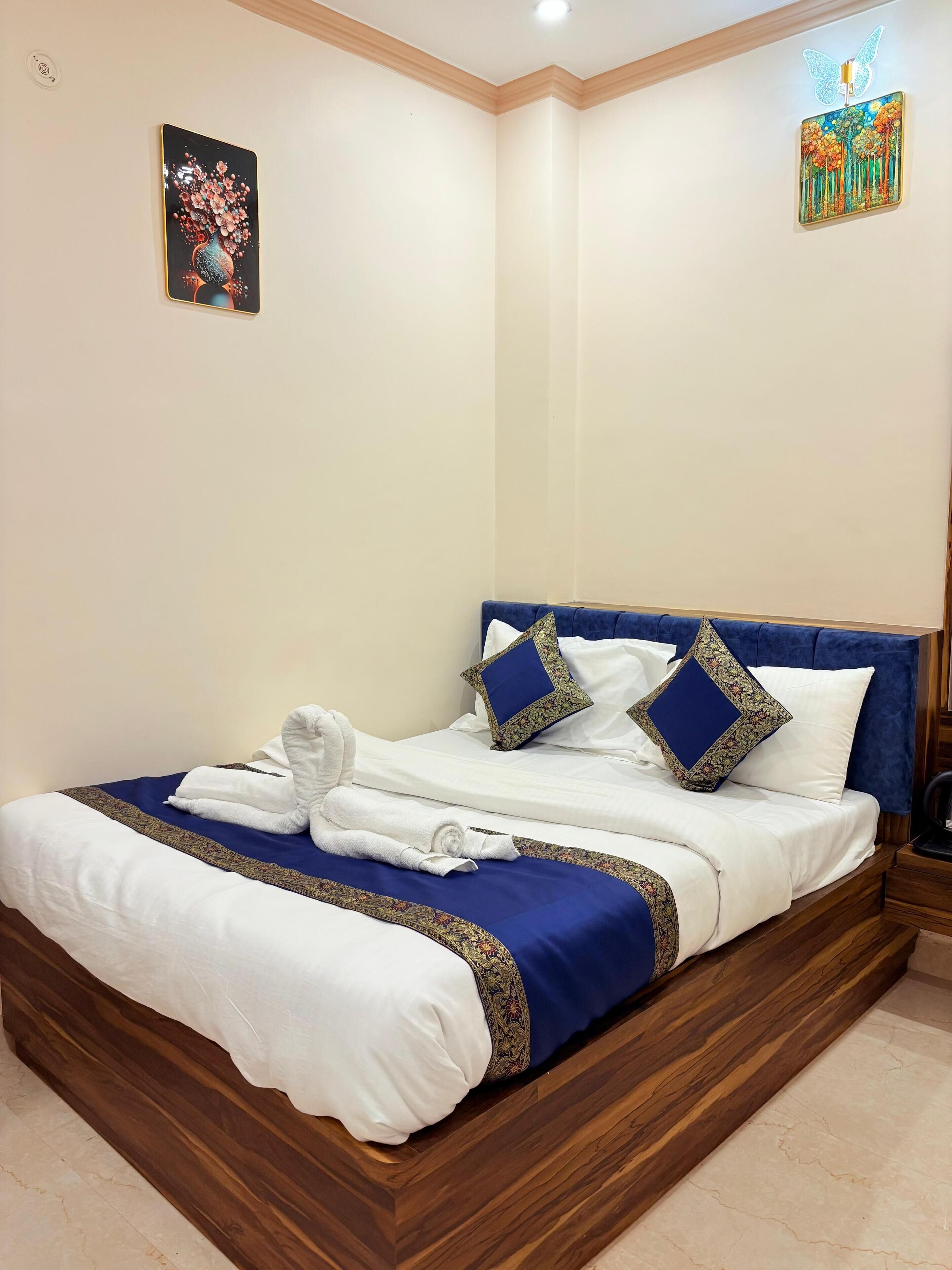 Deluxe Double Room, City View | Free WiFi