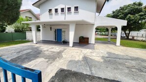 Unclassified image, 3 of 4, button - Petaling Jaya Ss14 Bungalow/18Pax/SS2/Jaya One (Petaling Jaya)