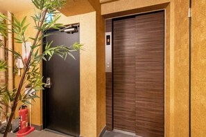 Interior - NC Square Shinjuku -All Suite Residence- (Tokyo)