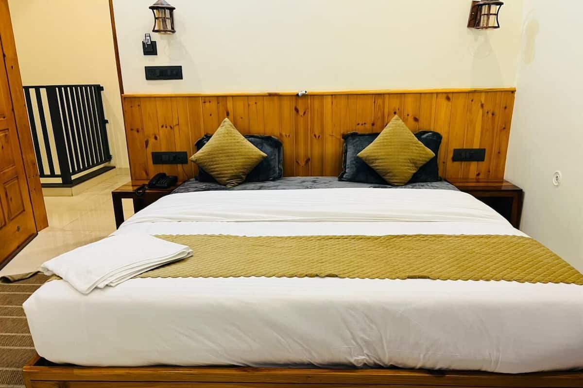 Executive Room | Egyptian cotton sheets, premium bedding, free WiFi, bed sheets