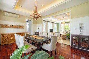 Unclassified image, 2 of 12, button - Viki Nest by SooBali 4BR (Bali)