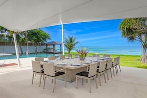 Outdoor dining - Sava Villa 1 Villa Tievoli (Takua Thung)