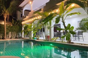 Unclassified image, 4 of 17, button - Royal park village (Pattaya)