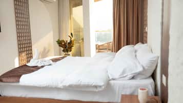 6 habitaciones, tabla de planchar con plancha, internet y ropa de cama