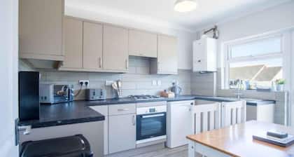 Larkfield - 3 Bedroom Holiday Home - Penally