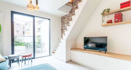 Schönes alleinstehendes Ferienhaus für 6 Leute mit W-LAN, TV, Terrasse und Haustiere erlaubt