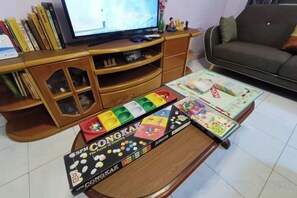 Unclassified image, 4 of 10, button - Kota 3BR Townhouse 5 Pax - TVBox/Mahjong/Jonker (Melaka)