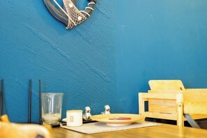 Dining - Beach Front Condo, Baan Thew Talay Blue Sapphire (Cha-am)