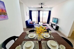 Room - Palm Spring Kota Damansara Sunway Giza Dataran Sunway Ikea The Curve One Utama (Petaling Jaya)