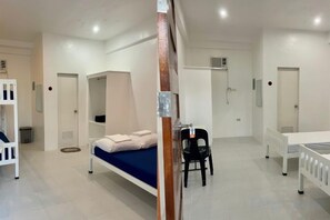 Immagine non classificata, 4 di 8, pulsante