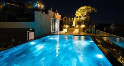 The City Boutique Hotel