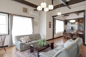 Unclassified image, 2 of 71, button - Private Villa Izu Omuro Kogen (Ito)