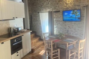 Cots/infant beds - Cottage Menthe on large domain with Pool, Spa, Tennis (Saint-Julien-les-Rosiers)
