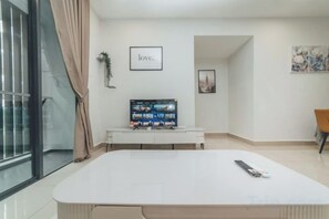 Unclassified image, 2 of 33, button - D Wah Retreat Botanika 3BR 8pax Mahjong table (Plentong)