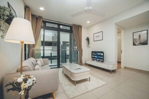 Interior - D Wah Retreat Botanika 3BR 8pax Mahjong table (Plentong)