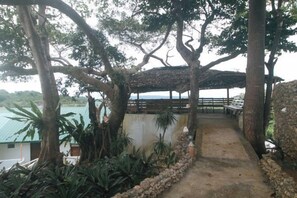 Unclassified image, 4 of 22, button - RedDoorz @ Garvs Boutique Hotel Boracay (Boracay Island)