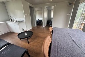 Room - Roseneath Holiday Park (Meerlieu)