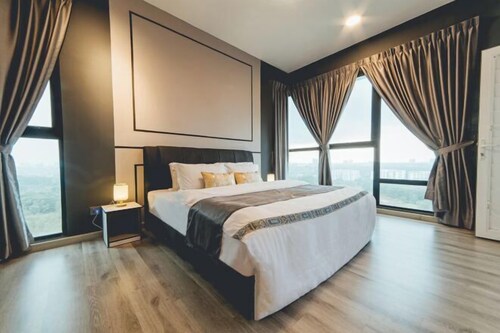 Mosaic Grand Luxury 3BR w bathtub near Midvalley