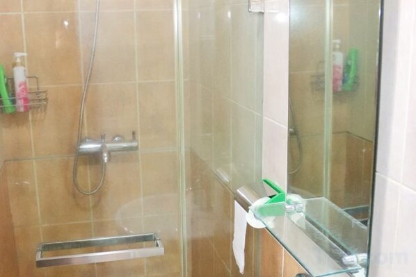 Unclassified image, 1 of 7, button - Taman Sari Sudirman Studio Deluxe B / Near MRT / Central Jakarta (South Jakarta)
