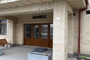 Exterior - Apartments in Parkent 170 (Tashkent)