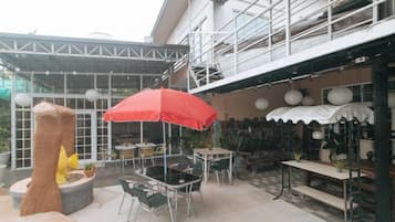 Utendørsservering