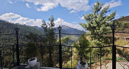 Serene Outback Farmstead