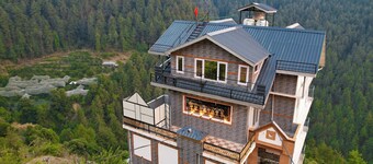 Serene Outback Farmstead