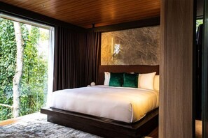 Cots/infant beds - House of Gaia (Lipa)