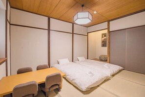 Room - FOX INN (Osaka)